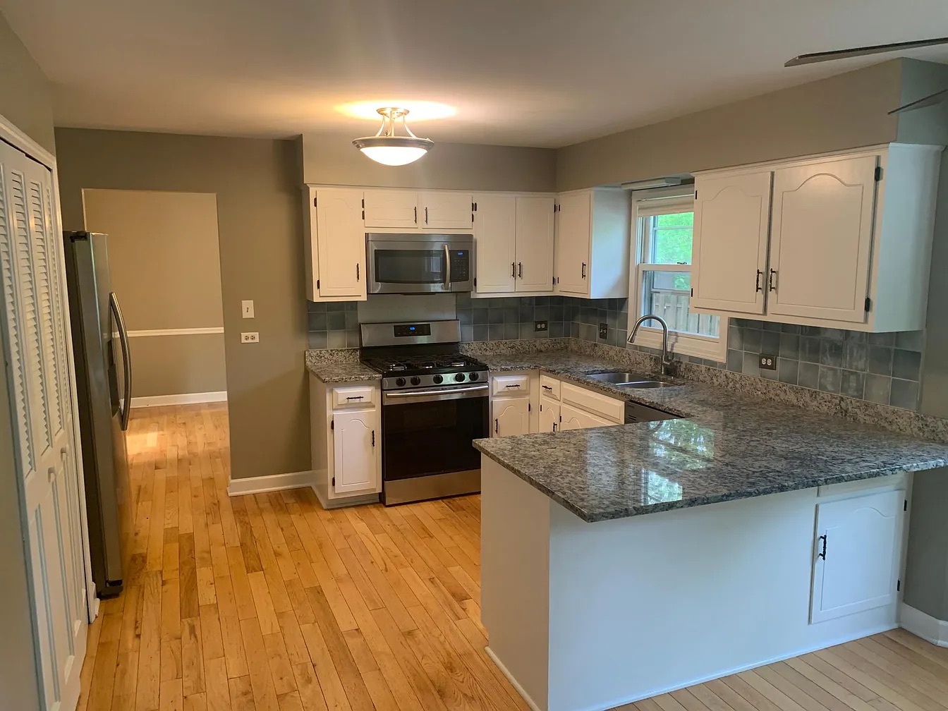Property thumbnail image